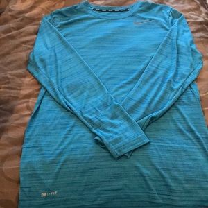 Men’s Nike dri-fit shirt